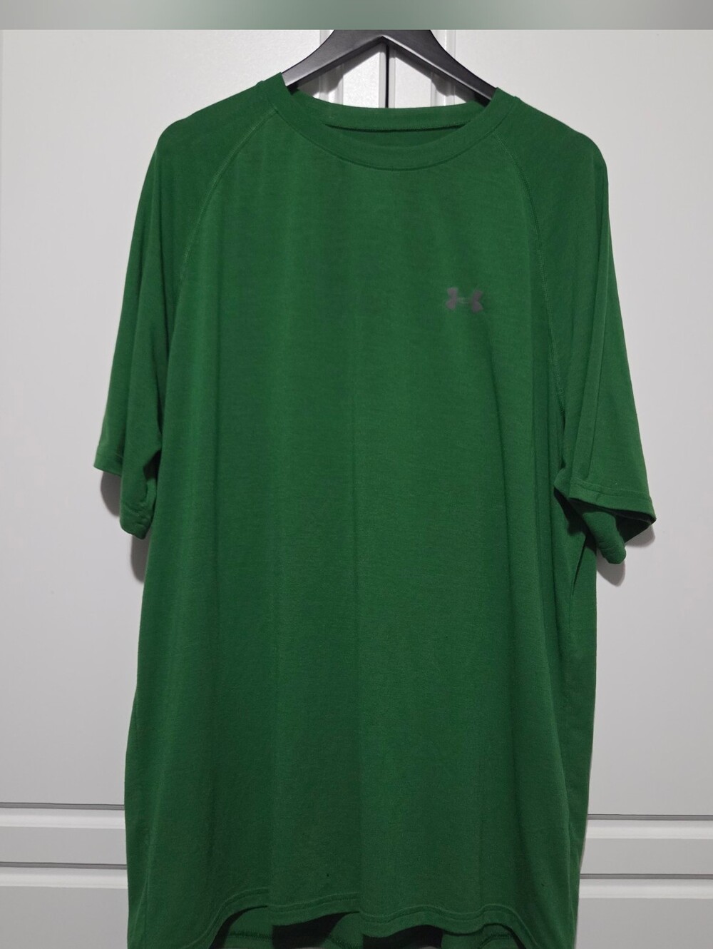 Under Armour Loose Heatgear Logo Mens XL Green Raglan Short Sleeve T-Shirt